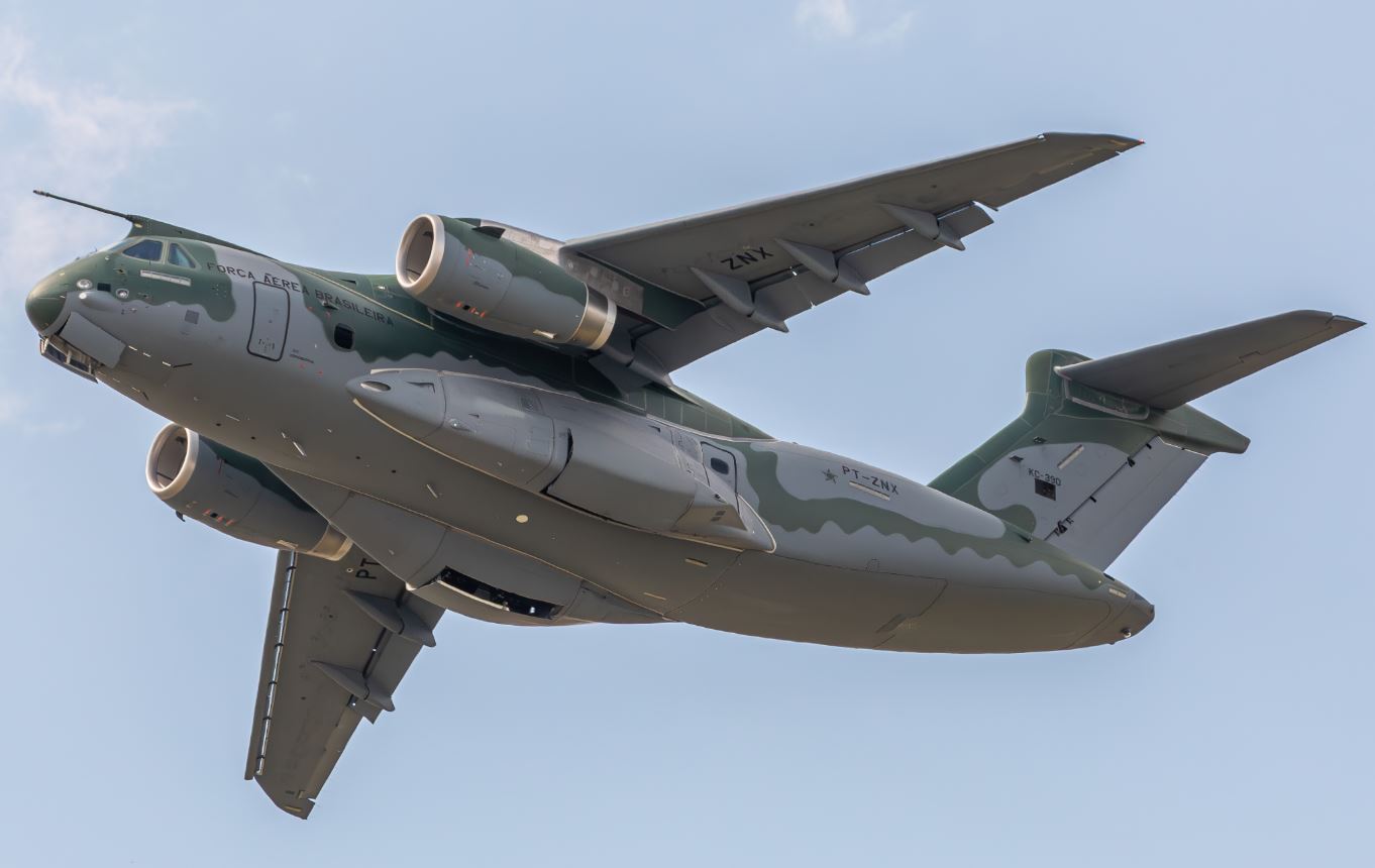 СМИ: Узбекистан может закупить военно-транспортные самолеты C-390 Millenium 