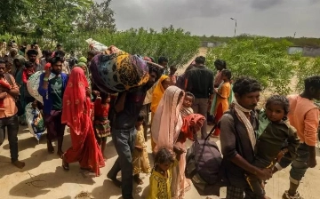 Более 150 тысяч человек эвакуировали в Индии и Пакистане из-за циклона Бипраджой