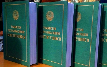 Депутаты возобновляют обсуждение поправок в Конституцию Узбекистана
