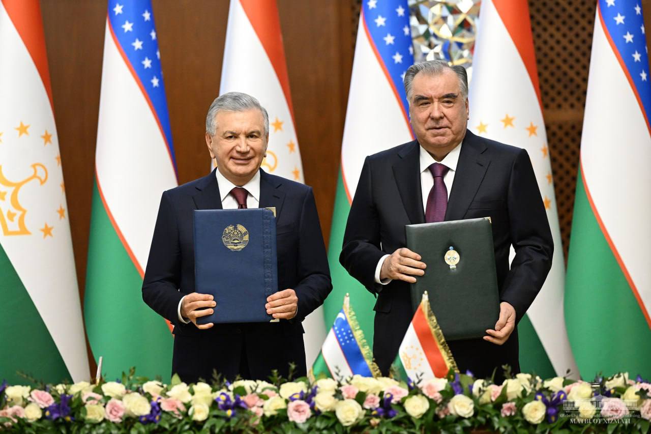 Какие документы подписали Узбекистан и Таджикистан 