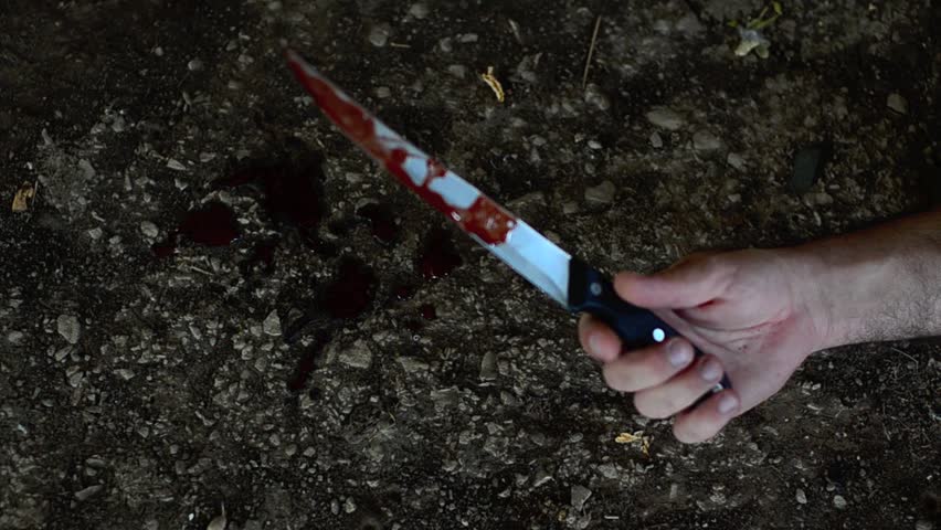 В Самарканде врач поссорился с соседом и зарезал его ножом