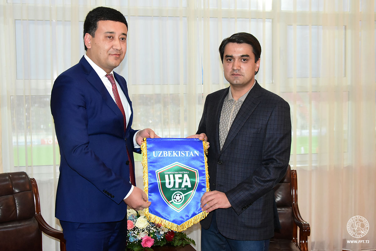 Федерации футбола Узбекистана и Таджикистана договорились о сотрудничестве