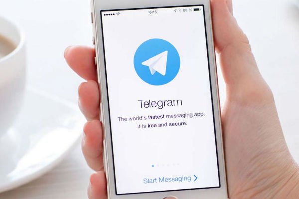В Иране запретили мессенджер Telegram