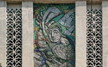 Фонд развития культуры и искусства пообещал сохранить мозаику в центре Ташкента