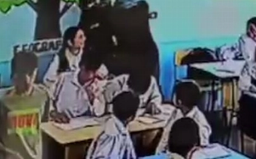 В Фергане директор школы ударила ученицу за отказ снять бандану