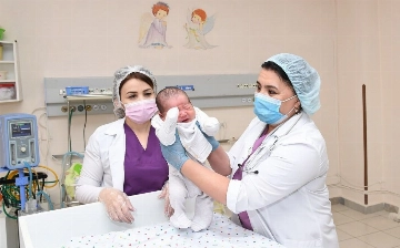 В Узбекистане начала падать рождаемость 