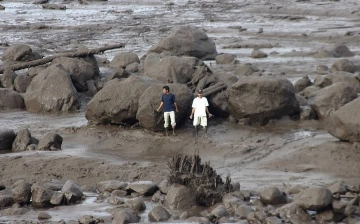 В Индонезии свыше 30 человек погибли из-за наводнений 