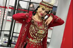 Танцовщица Паризода упала во время выступления из-за сильного головокружения - видео