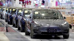 Tesla выплатит женщине крупную сумму из-за проблем с автопилотом