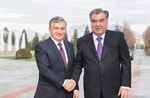 Президенты Узбекистана и Таджикистана обсудили конфликт на таджикско-кыргызской границе 