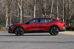Peugeot показала новый 408X
