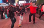 На Times Square станцевали «андижанскую польку»