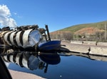 На перевале Камчик перевернулся грузовик с нефтью (видео)