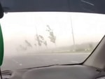 Пыльная буря оставила без света часть Самаркандской области (видео)