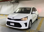 Какой бюджетный и достойный автомобиль для такси может заказать узбекистанец