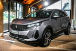 Peugeot 5008 нового поколения заметили на тестах