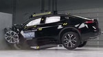 Премиальный Toyota Crown показал практически идеальный уровень безопасности