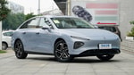 В Китае вышел новый седан Roewe D7 NEV