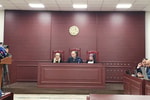 Родители жертв «Док-1 Макс» запросили компенсацию в 500 млрд сумов и пожизненный срок для виновных