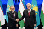 Мирзиёев и Токаев провели неформальную встречу в Алматы