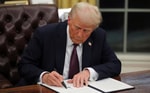 Politico: Трамп одобрит санкции против России, если получит право отменять их