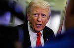 Трамп заявил, что пауза в приеме заявлений от беженцев будет долгой