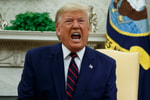 Трамп «сотрет с лица земли» Иран в случае атак на американские конвои в Ормузском проливе