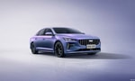 Geely показал гибридный седан Preface L на 390 лошадей
