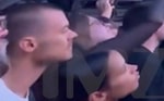 Гарри Стайлс рассказал, почему он побрился налысо