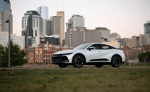 Toyota презентовала обновленный Crown