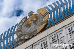 Сенатор предложил убрать хлопок и пшеницу с герба Узбекистана