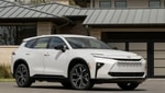 Toyota Crown Signia получила премиальное оснащение