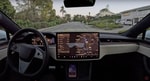 Tesla снизила цену на месячную подписку на автопилот FSD