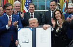 Трамп подписал документ: в США завершился самый долгий в истории шатдаун
