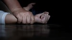 В Сурхандарье несколько мужчин похитили и изнасиловали школьницу