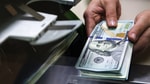 Курс рубля обвалился на фоне войны в Украине