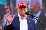 Трамп решил отозвать почти 30 американских дипломатов из зарубежных посольств