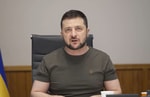 «Люди будут стесняться говорить по-русски за границей». Зеленский дал интервью российским СМИ — видео