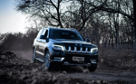Китайская копия Mercedes-Benz GLS от BAIC стал дешевле в 2,5 раза