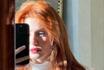 «Обычная рыжая девушка»: в cети не оценили новый имидж Ханде Эрчел