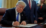 Трамп на год продлил санкции против России