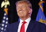 Суд бессрочно отложил вынесение приговора Трампу