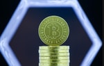 Биткоин обновил исторический максимум, превысив отметку $106 тысяч