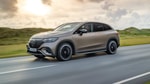 Владельцам Mercedes-Benz EQE и EQS позволили увеличить мощность авто через ПО