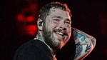 Рэпер Post Malone жестко упал со сцены — пришлось вызывать медиков