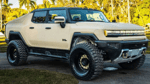 Тюнинг-ателье South Florida Customs показало второй GMC Hummer