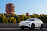 DongFeng презентовал свой первый электрический кроссовер