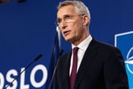 НАТО не планирует отправлять военных в Украину — генсек Столтенберг