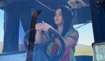 Луиза Расулова села за руль трактора