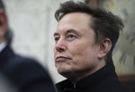 Илон Маск сократит свою роль в правительстве США на фоне падения прибыли Tesla